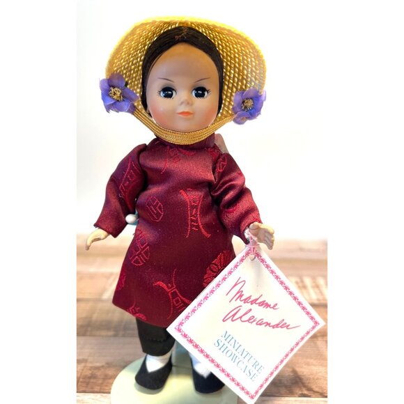 MADAME ALEXANDER VIETNAM # 505 Mint Condition
